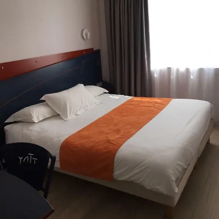 Yatt Hotel 3*